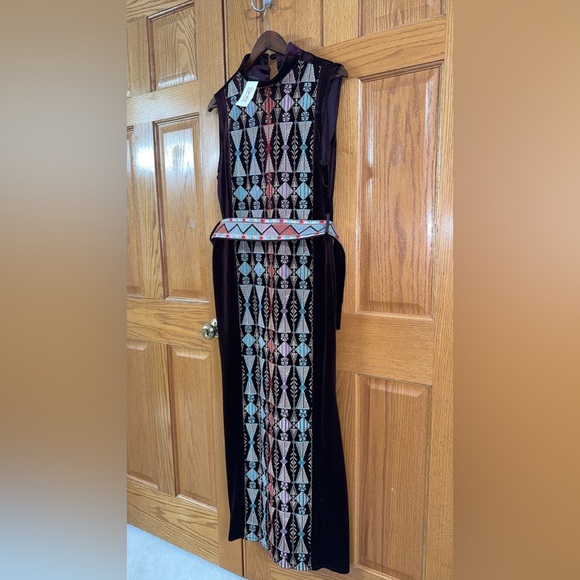 Women’s 2pc SHE CHOCOLATE Thobe/Kaftan/ Abaya Maroon Middle Eastern Dress Size 4 - Picture 5 of 9